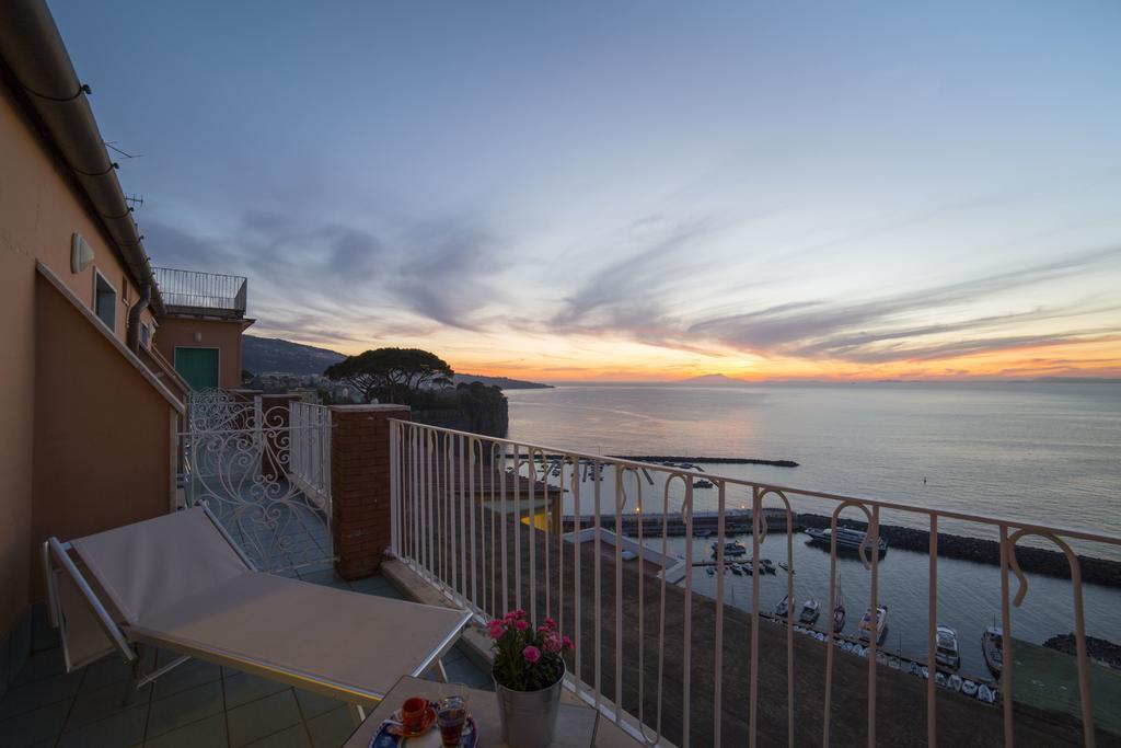 Hotel Cosmomare Piano di Sorrento Exteriör bild