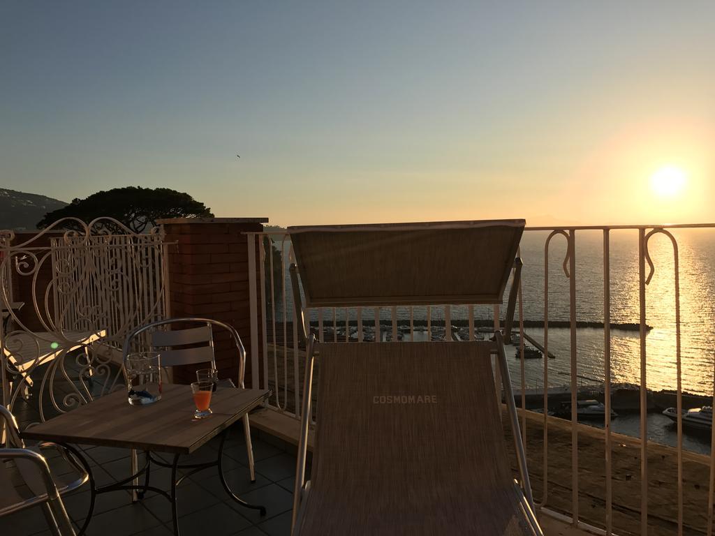 Hotel Cosmomare Piano di Sorrento Exteriör bild